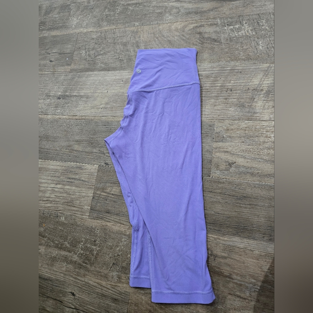 Lululemon Lavender Crop